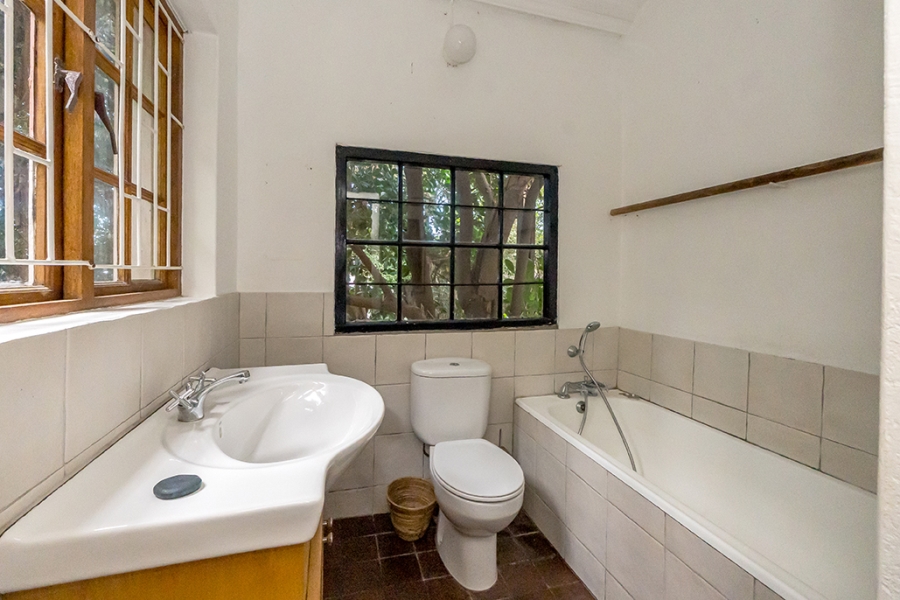 To Let 3 Bedroom Property for Rent in St James Western Cape